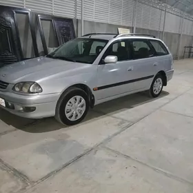 Toyota Avensis 1999