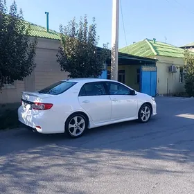 Toyota Corolla 2011