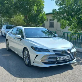Toyota Avalon 2019