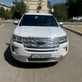 Ford Explorer 2019