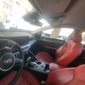 Kia K5 2021