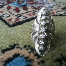 gyzyl yuzuk