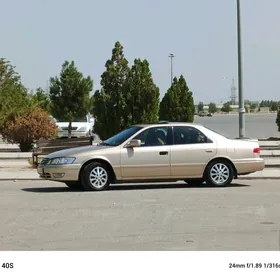 Toyota Camry 2001