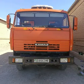 Kamaz 6520 2013