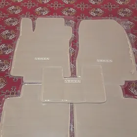 Versa kowrik