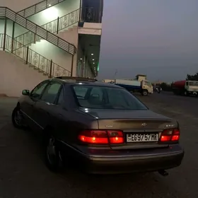 Toyota Avalon 1999