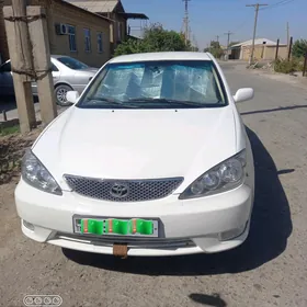 Toyota Camry 2004
