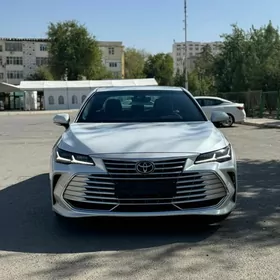 Toyota Avalon 2019