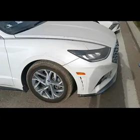 Hyundai Sonata 2021