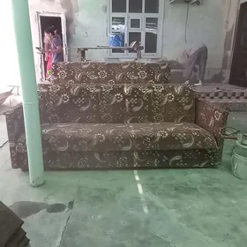 продаются 2 раскладных дивана