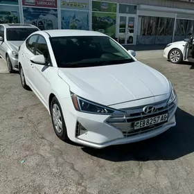 Hyundai Elantra 2020