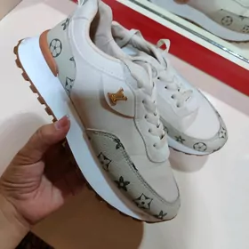 Krasovka_Louis Vuitton