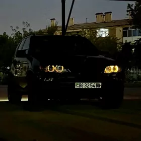 BMW X5 2005