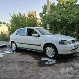 Opel Astra 2003