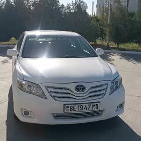 Toyota Camry 2010