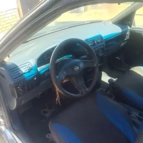 Opel Vectra 1992