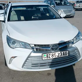 Toyota Camry 2017