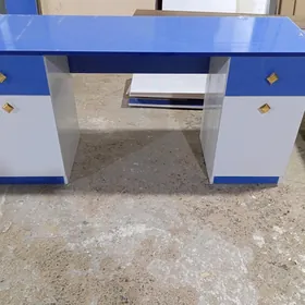 Ustol (iş un Parta)