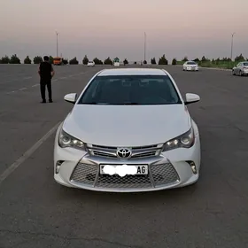 Toyota Camry 2017