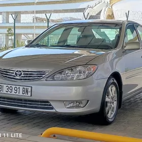 Toyota Camry 2005