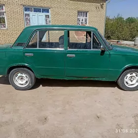Lada 2104 1982