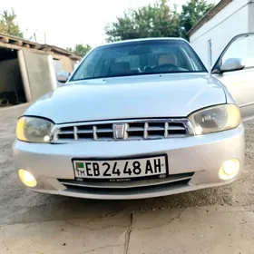 Kia Spectra5 2003