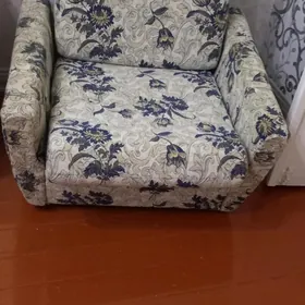продаются кресла