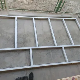 Aýna ramka balkon