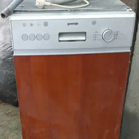 gap ýuwulýan maşyn 9 person