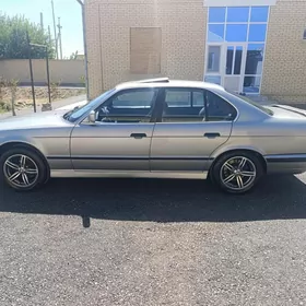 BMW 520 1988