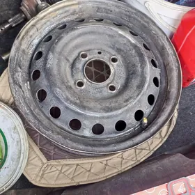 Nissan  wersa diska 15 lik