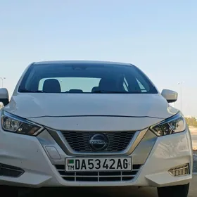 Nissan Versa 2022