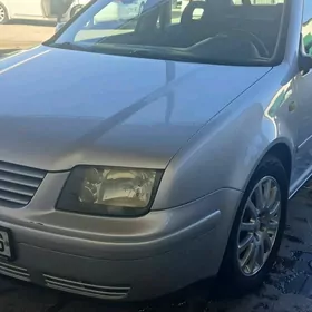 Volkswagen Bora 2002