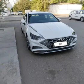 Hyundai Sonata 2021
