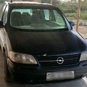 Opel Sintra 1999