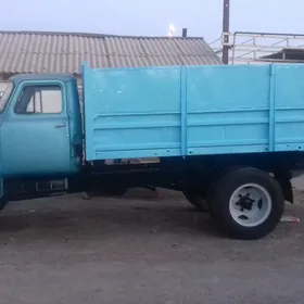 Gaz 53 1990