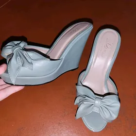 köwüş