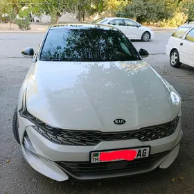 Kia K5 2021