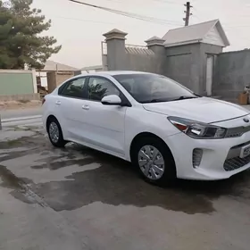 Kia Rio 2020