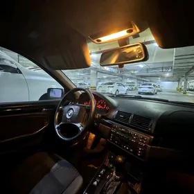 BMW E46 2000