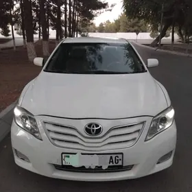 Toyota Camry 2010