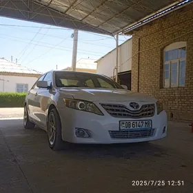 Toyota Camry 2010
