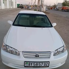 Toyota Camry 2000
