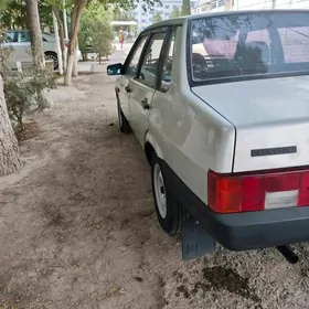 Lada 21099 2004