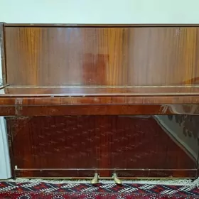 Pianino