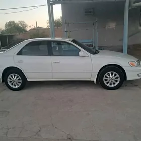 Toyota Camry 2000