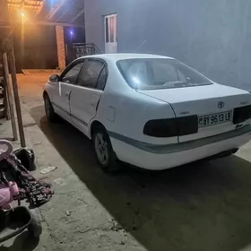 Toyota Corona 1994
