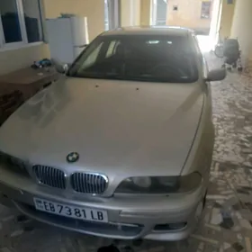 BMW E39 1999