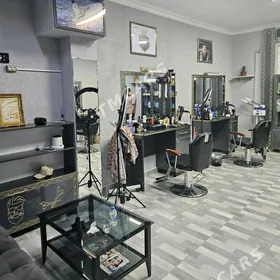 SALON MURSKOY