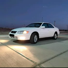 Toyota Camry 2000